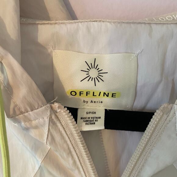 Offline Aerie Cream Cropped Windbreaker Jacket Transitional Women's size Small - Picture 2 of 10